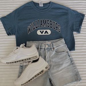 Dusty blue Williamsburg VA graphic Tee